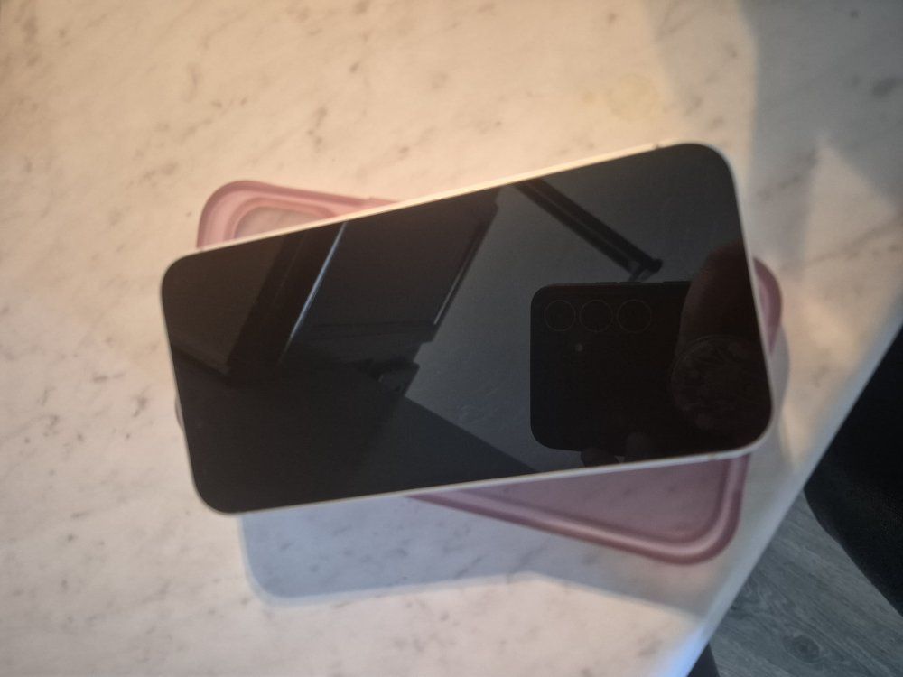 iphone 16e 128gb White Boost Mobile