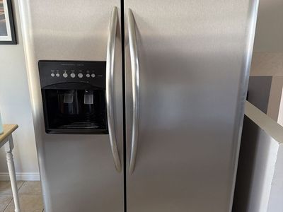 Frigidaire Professional PLHS269ZCB2 Side-by-Side Refrigerator - Stainless Steel, 25.8 cu ft