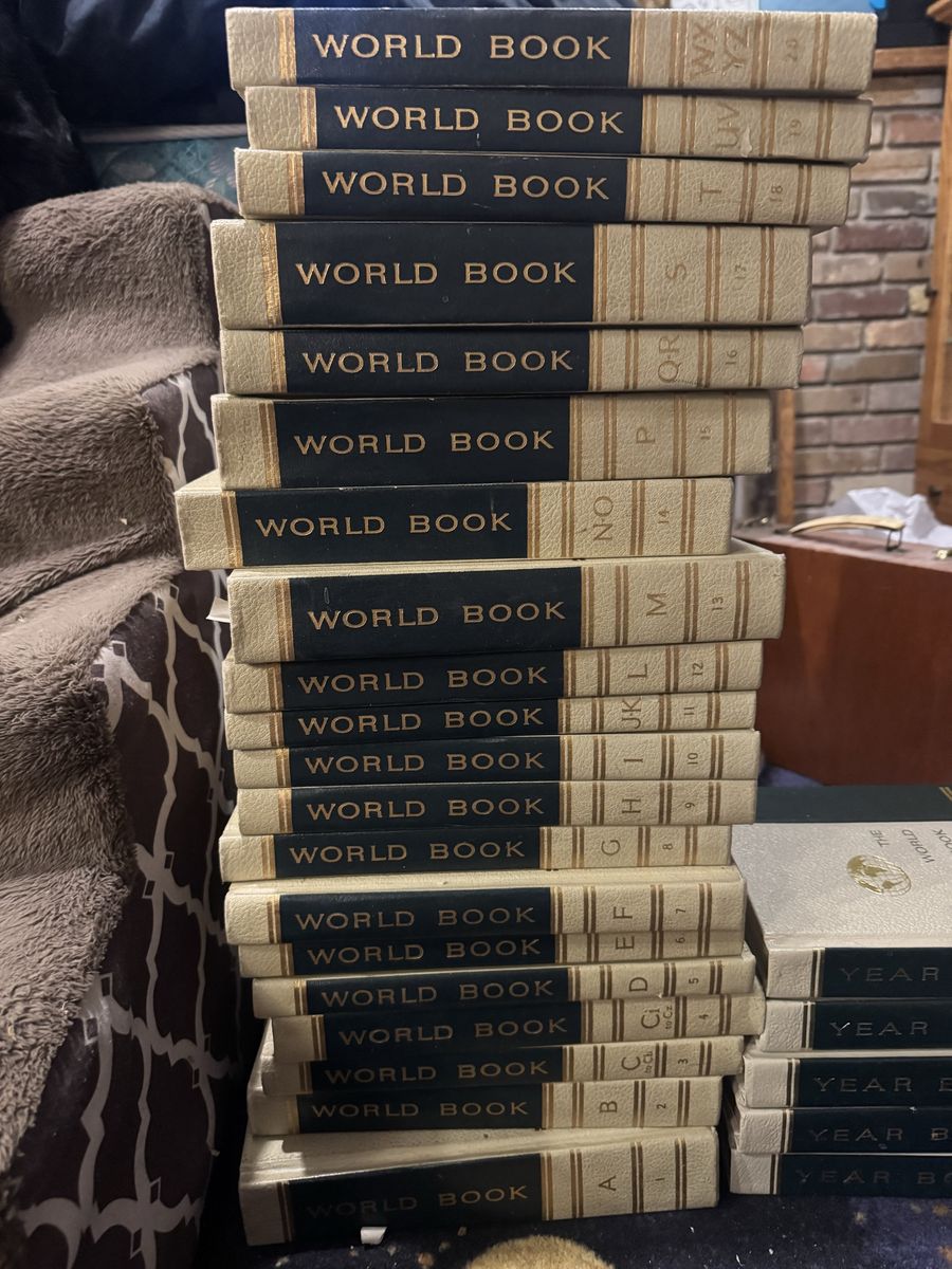 Vintage World Book Encyclopedia Set & Year Books - Large Collection 1963