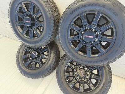2025 gmc sierra at4 3500hd 8 lugs 8x180