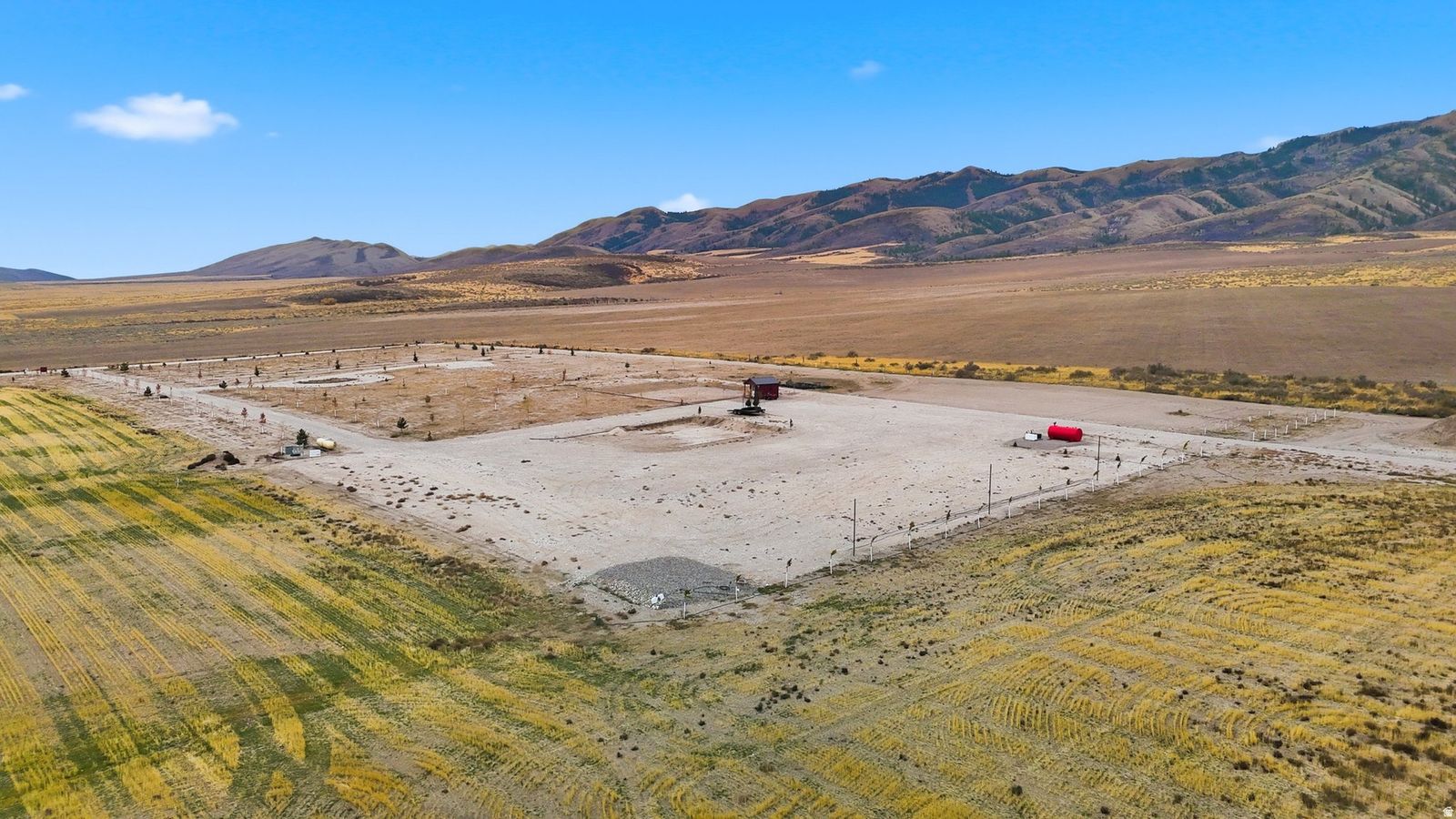 19.99 acres in the picturesque Arbon Valley!