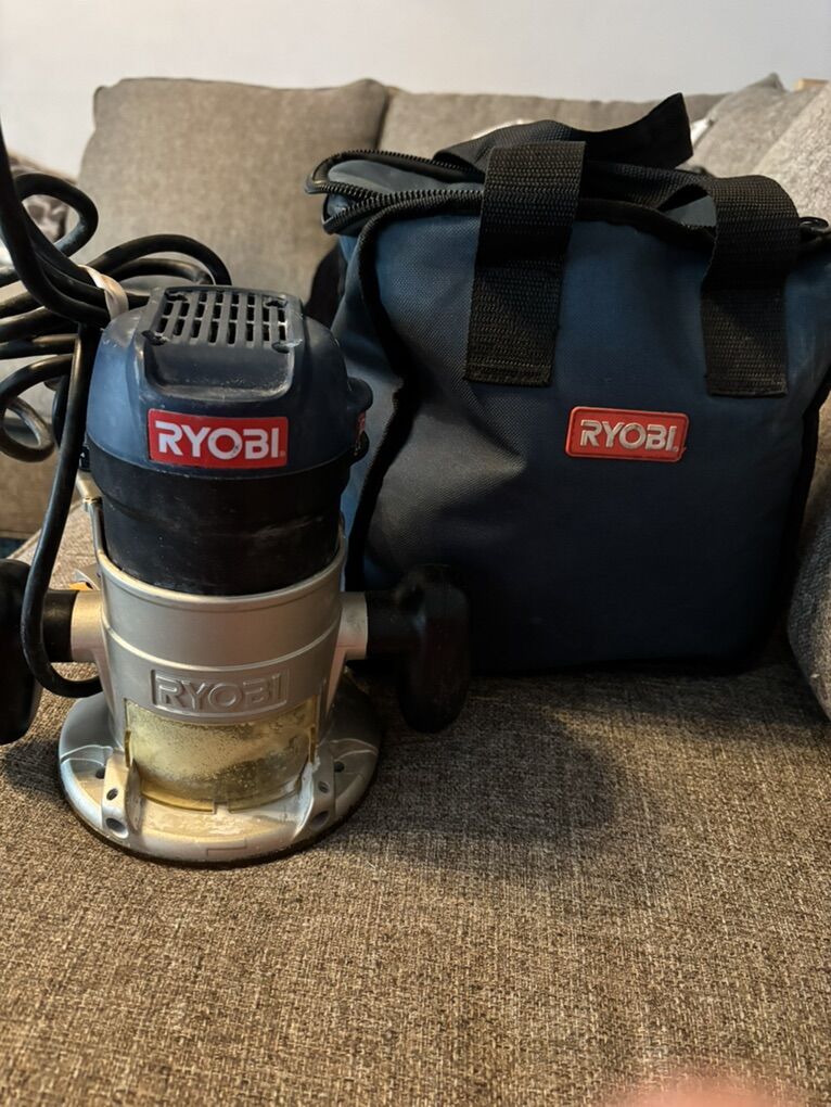 Older Model R163 Fixed Base Router