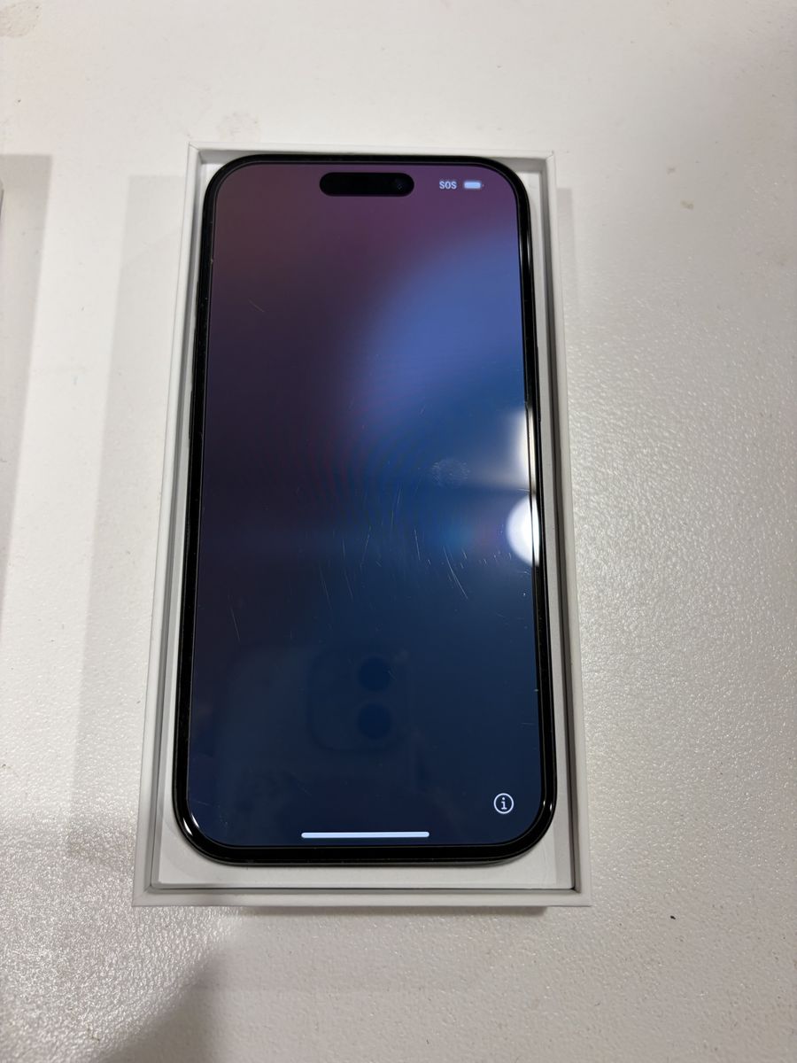Apple iPhone 15