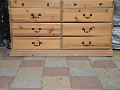 8 Drawer Solid Pine Wood Dresser