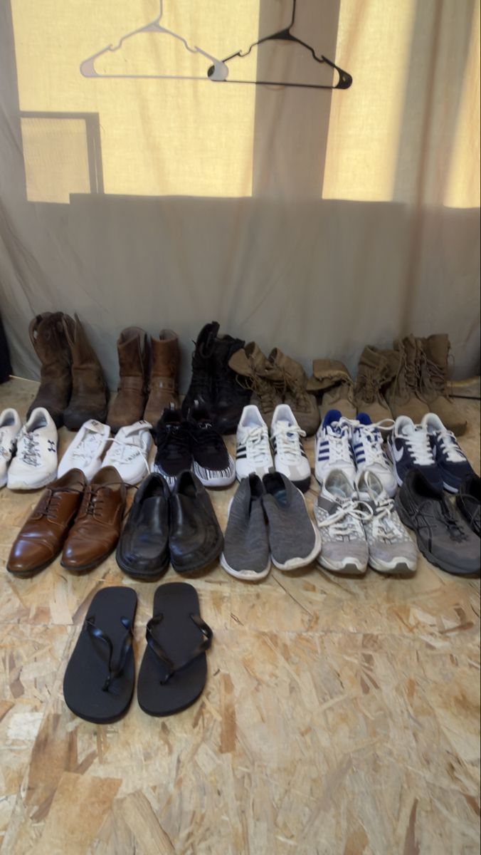 Men's Mixed Shoe Lot (Size 10.5-11 Mens) - Boots, Sneakers, Dress Shoes, & Flip Flops - Various Brands