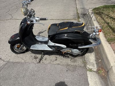 150CC Moped Scooter