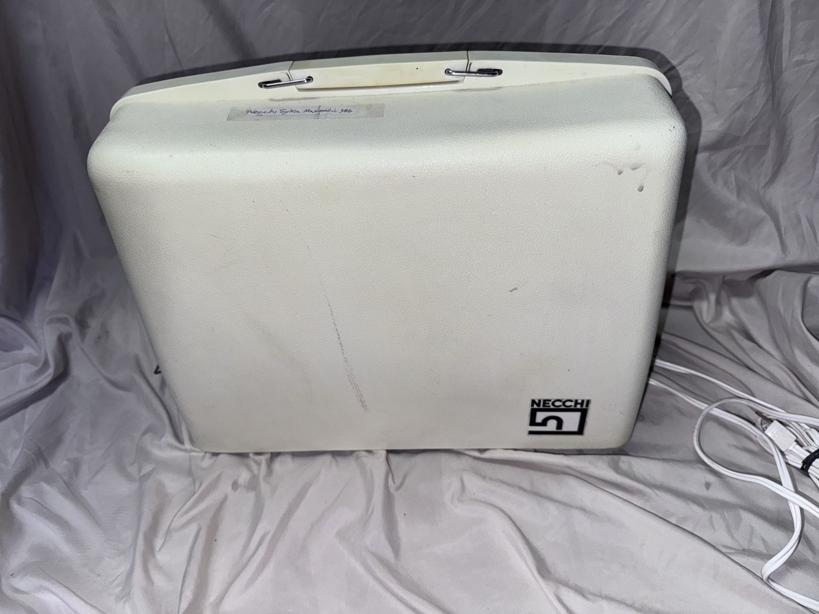 Main image 8