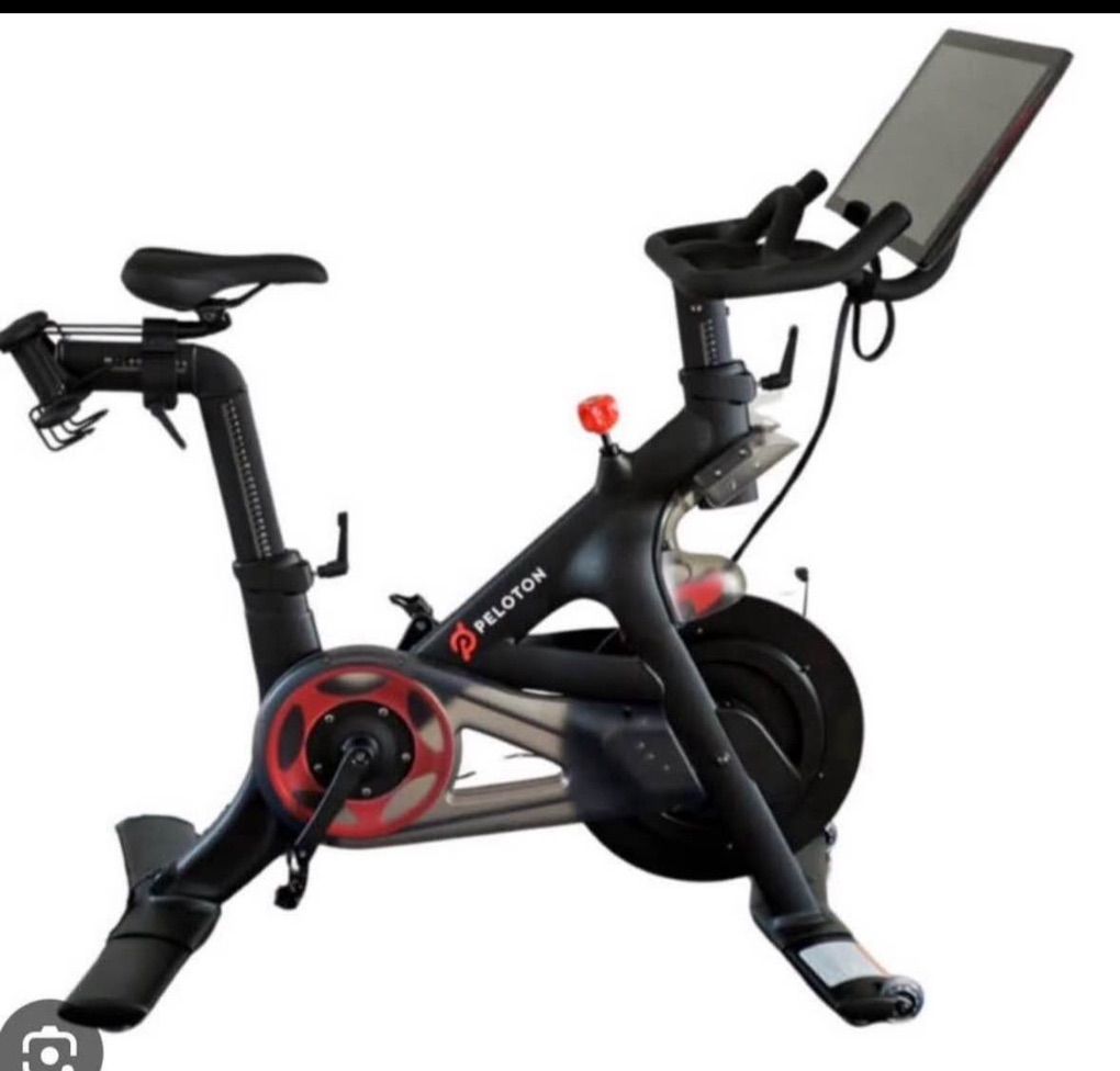 Peloton W/ Shoes/weights