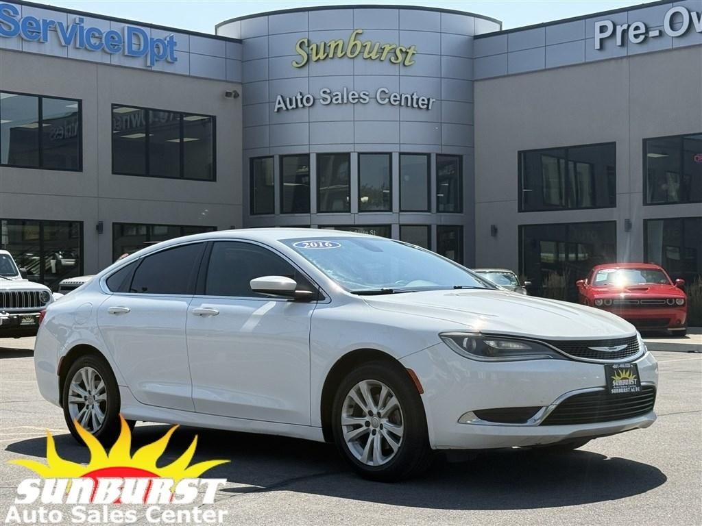 2016 Chrysler 200 Limited