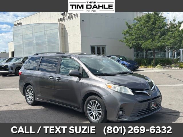 2018 Toyota Sienna XLE 8-Passenger