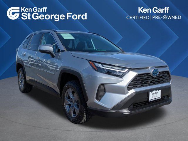 2023 Toyota RAV4 LE
