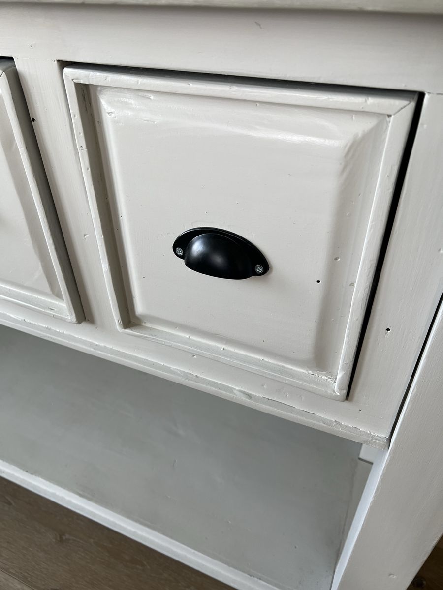Main image 4