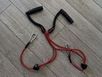 Fitness equipments weights push-up and resistance bands