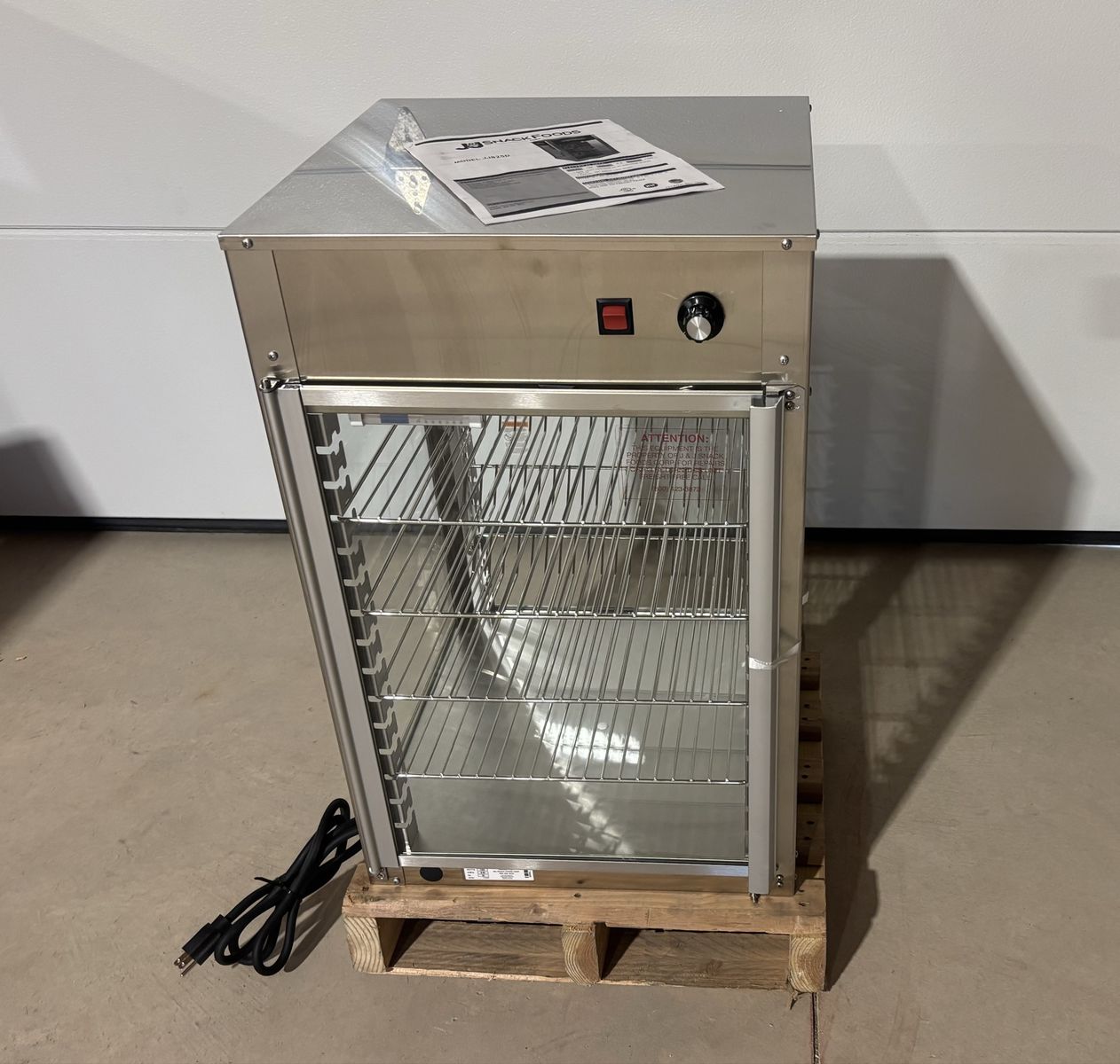 BRAND NEW* J&J Snack Foods concession food/pretzel warmer cabinet