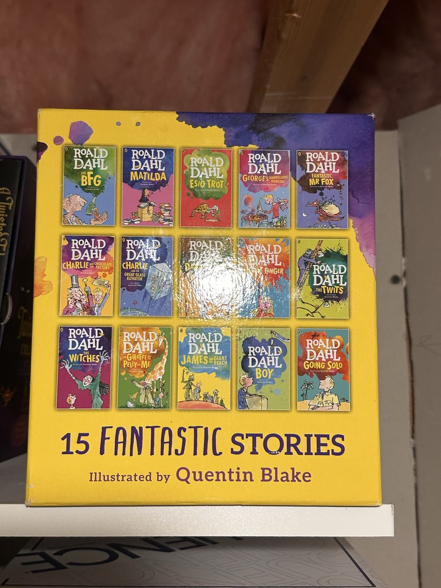 Roald Dahl 15 Fantastic Stories Collection Illustrated by Quentin Blake Box Set - Children's Books
