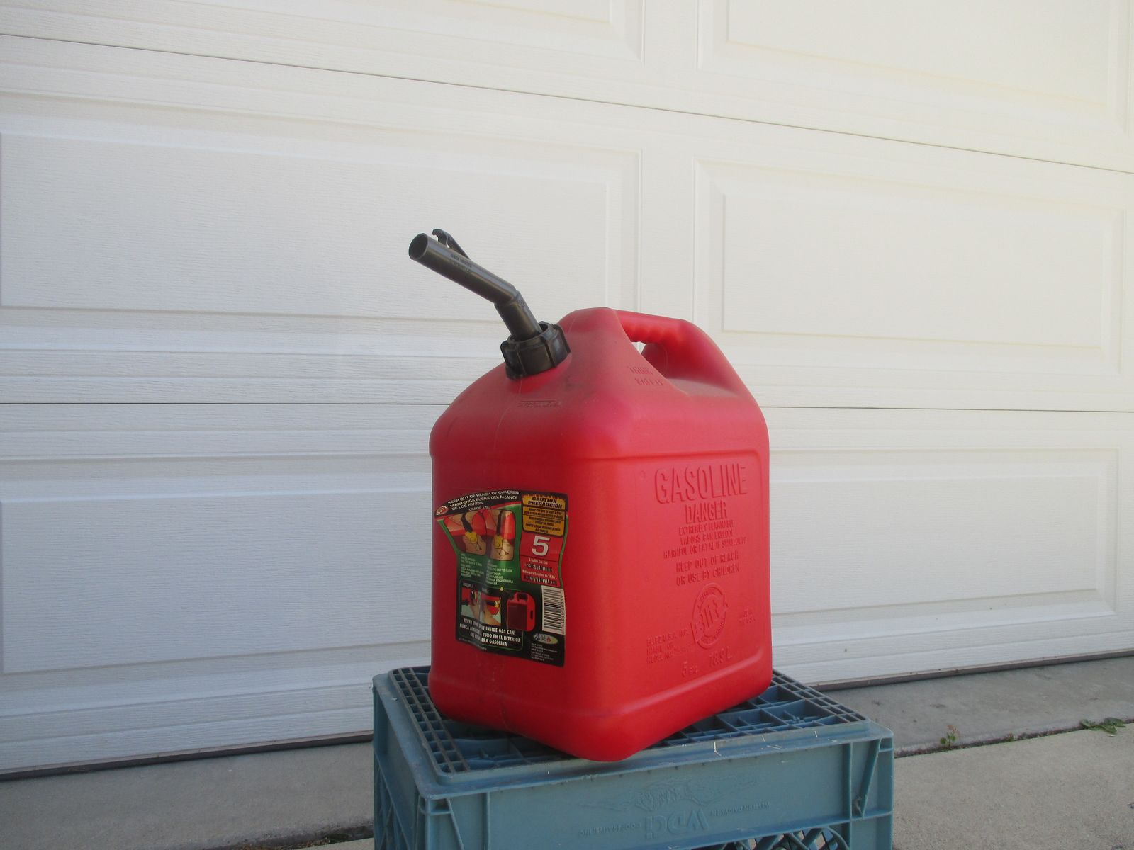 PLASTIC GAS CANS