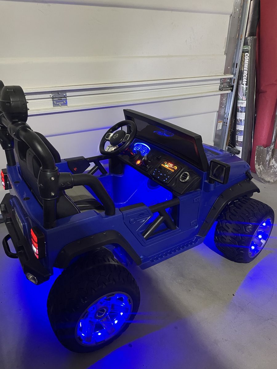 Moderno Kids 12V Ride on Car Truck