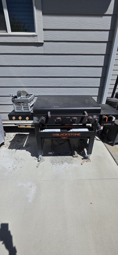 Blackstone 36" Omnivore griddle
