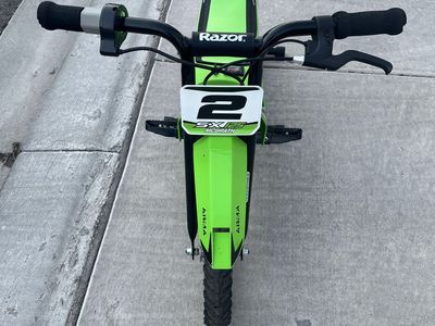 Kids Razor SX125 McGrath Electric Dirt Bike