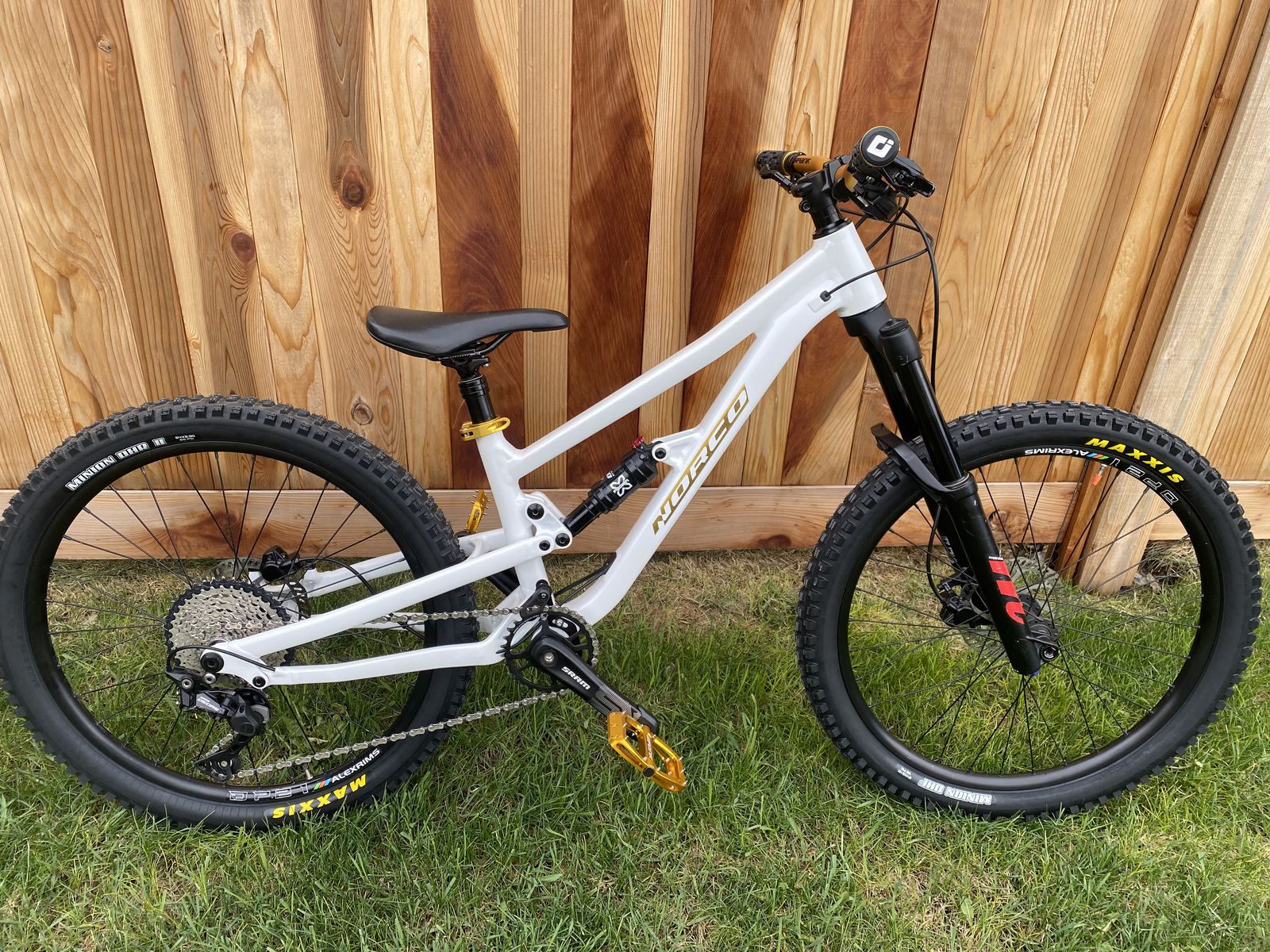 2022 Norco Fluid 24"