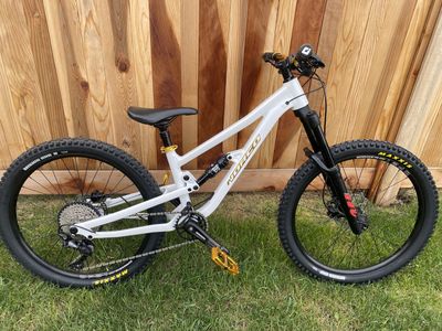 2022 Norco Fluid 24"