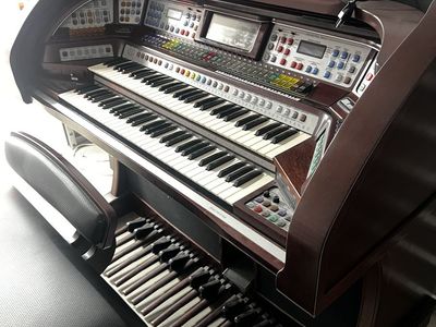 Lowrey LE6500 Liberty Organ