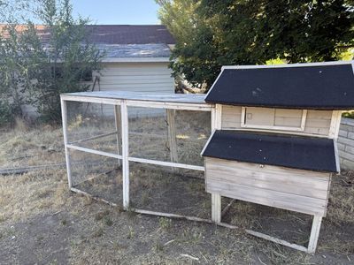 Chicken coop-$80 or best offer!