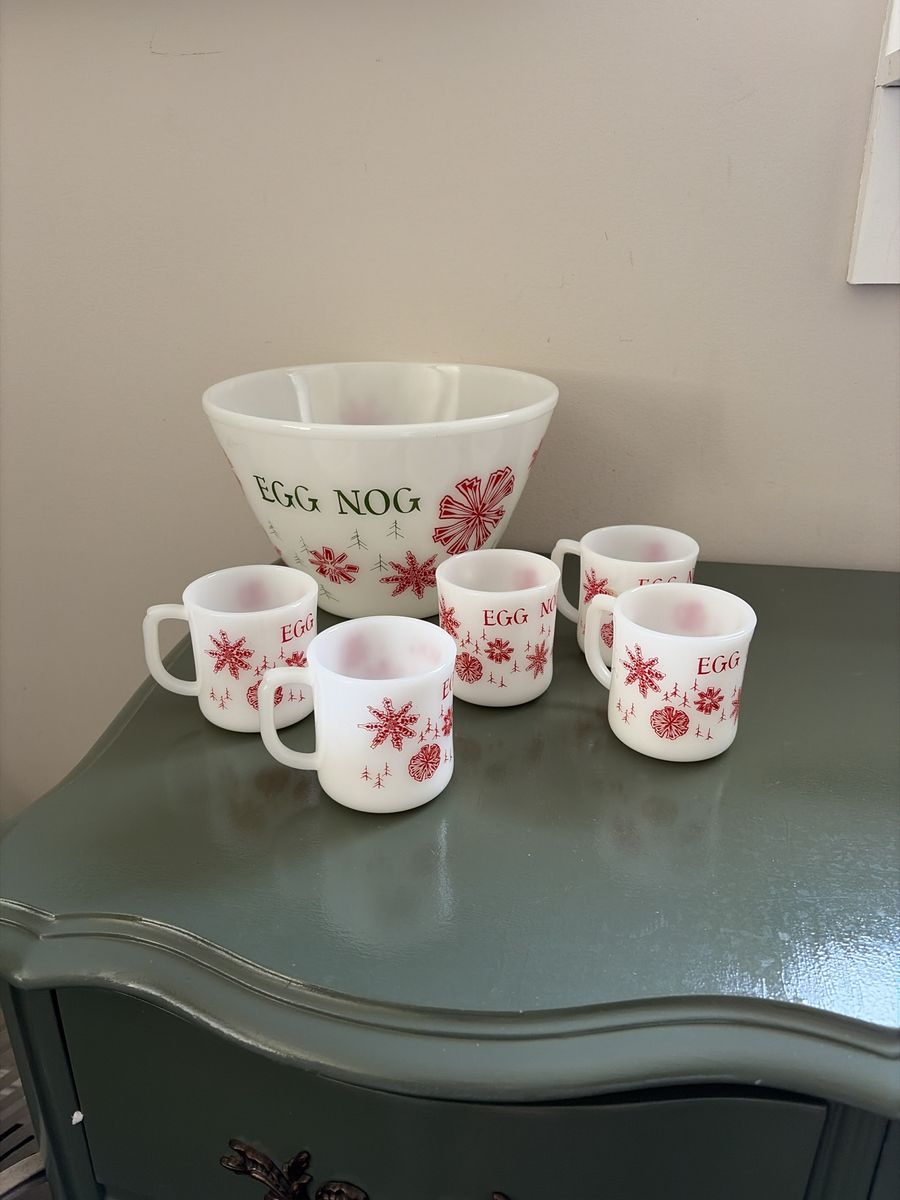 Christmas vintage Fire King egg nog bowl and cup set