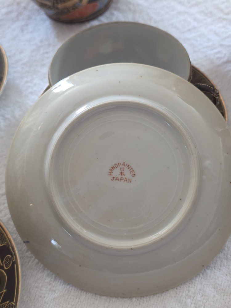Main image 7