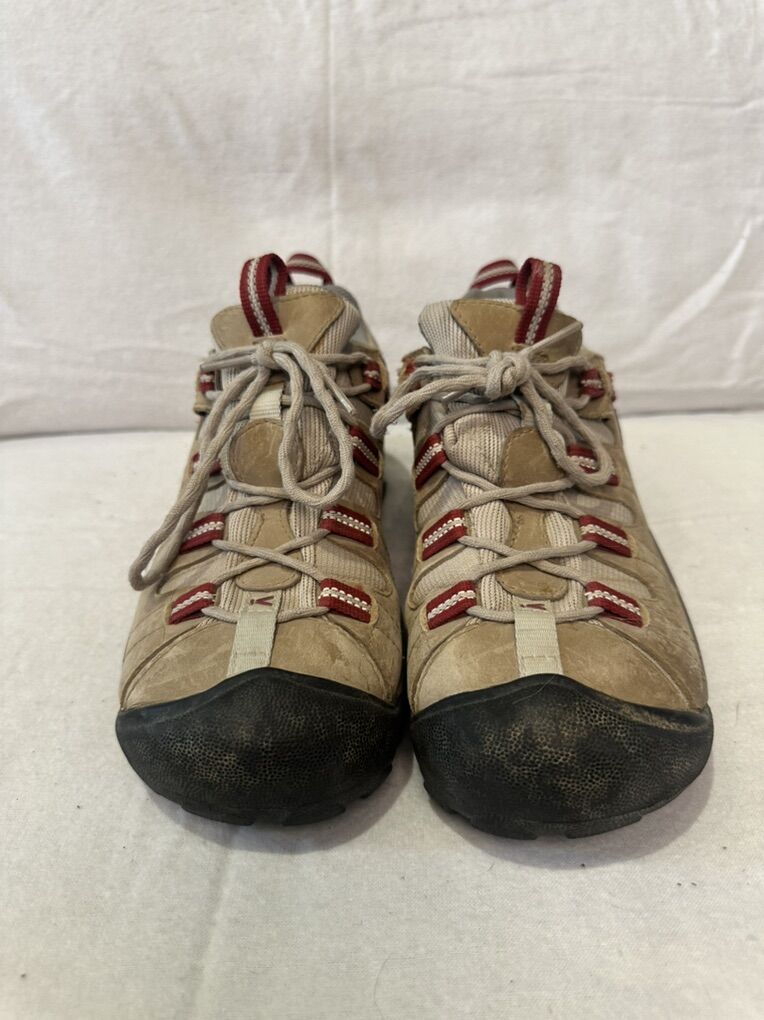 Keen Women’s Size 9 Waterproof Hiking Shoes