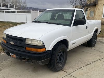 1998 CHEVROLET S10 Base