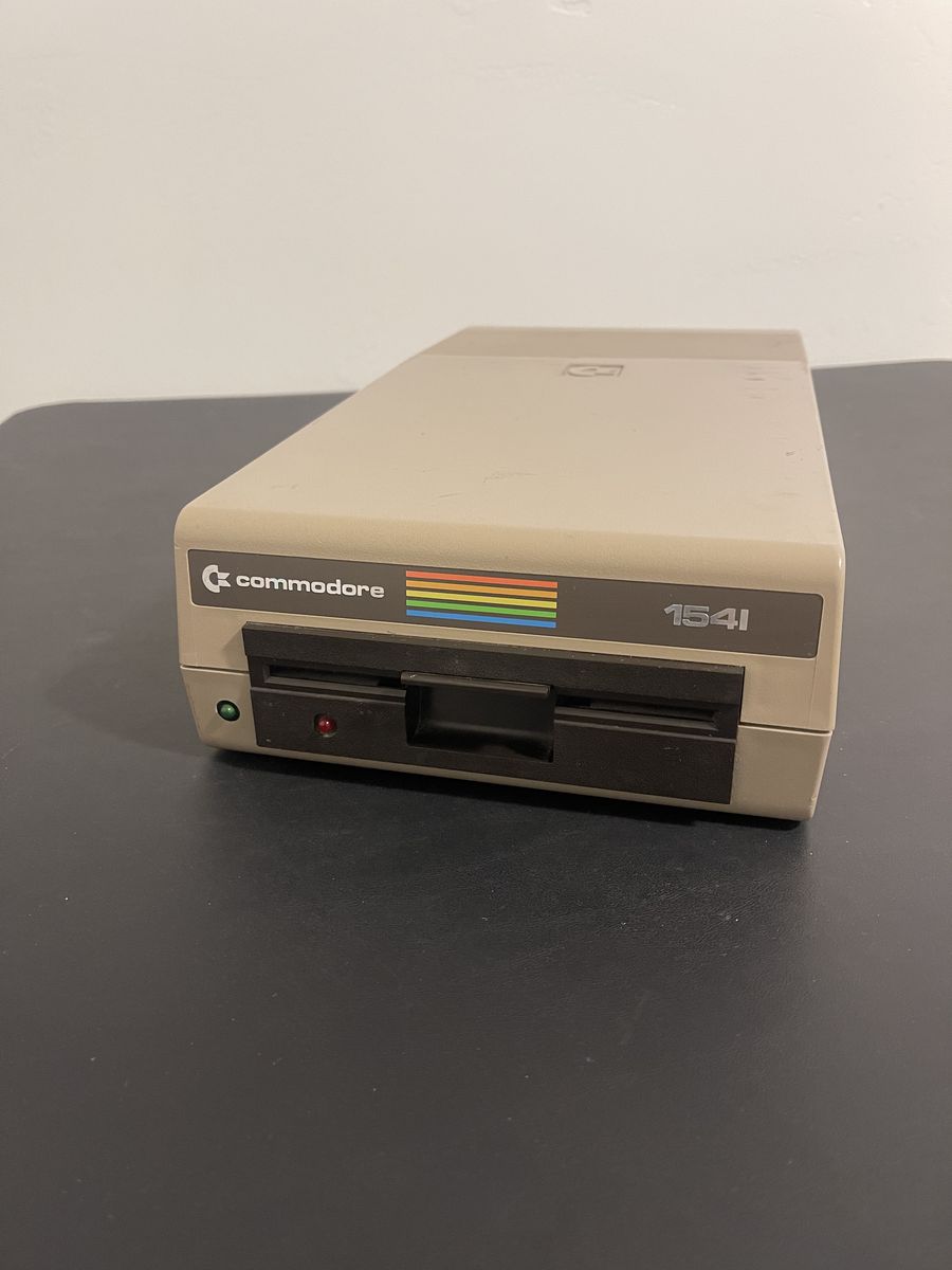 Commodore 64 Floppy Disk Drive