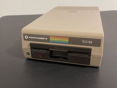 Commodore 64 Floppy Disk Drive