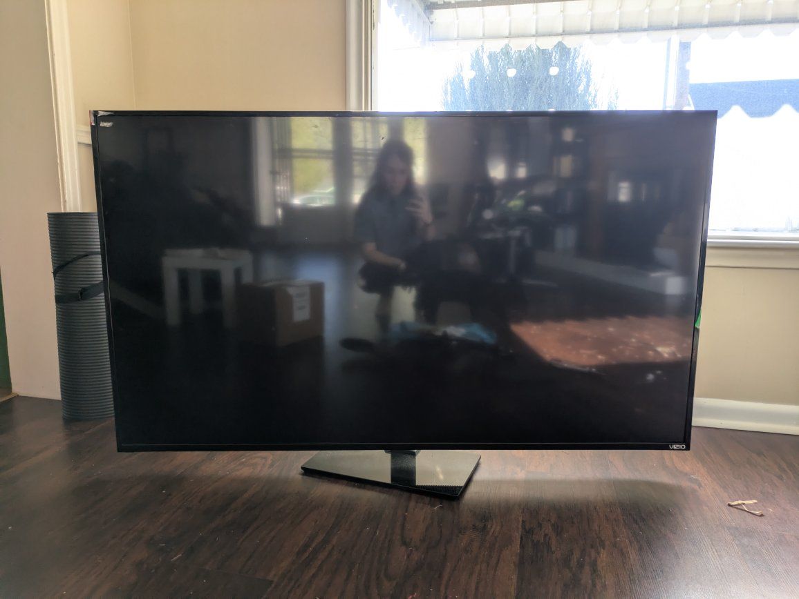 VIZIO Smart TV