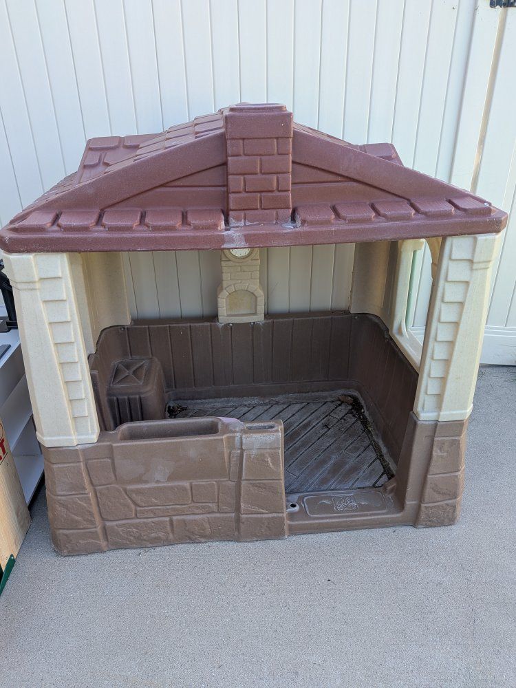 playhouse