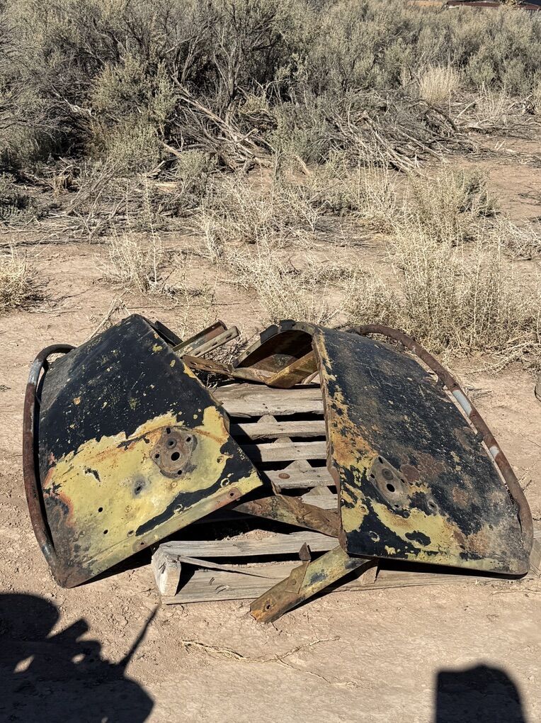 1941 Dodge WC Military Truck Fenders