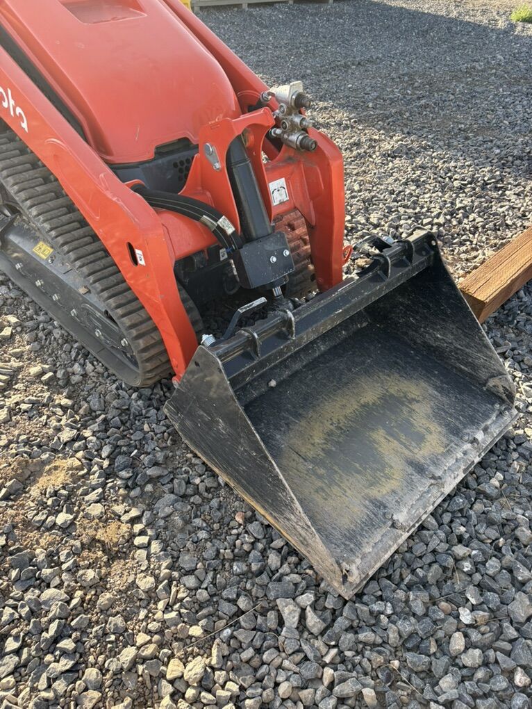 Mini Skid Loader For Rent