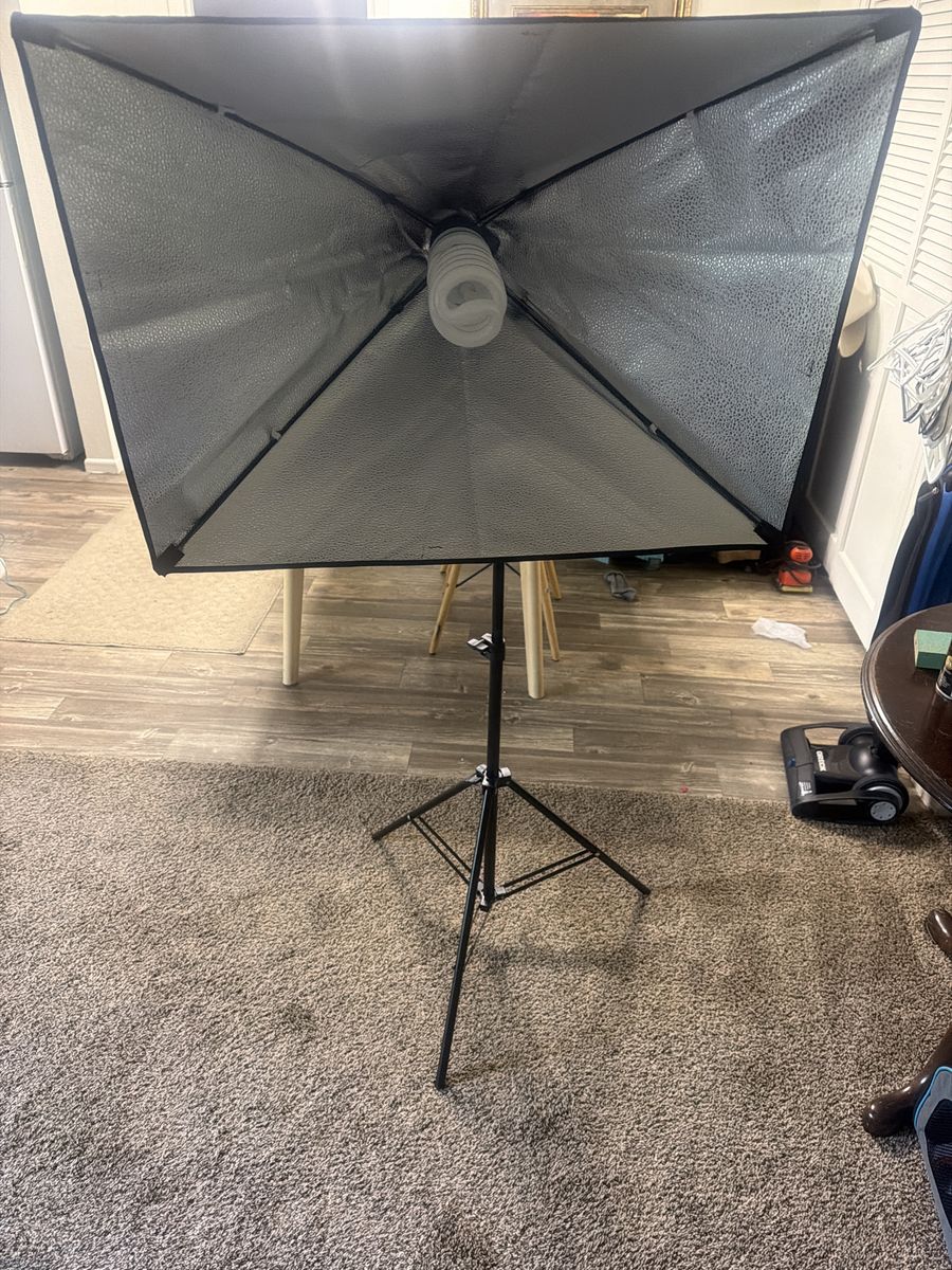 USDIQ Photography Softbox Light Kit with Stand and Bulb