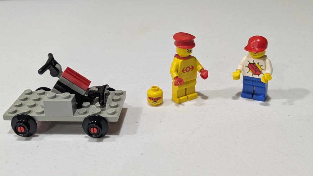 Vintage LEGO 2585: Loco Stationmaster