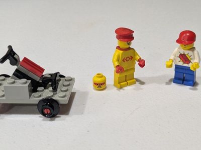 Vintage LEGO 2585: Loco Stationmaster