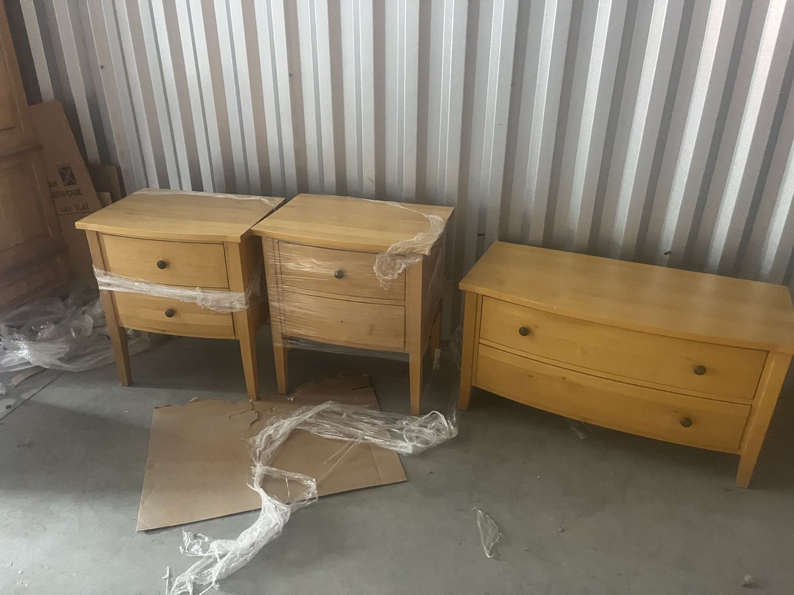 2 Night Stands/dresser