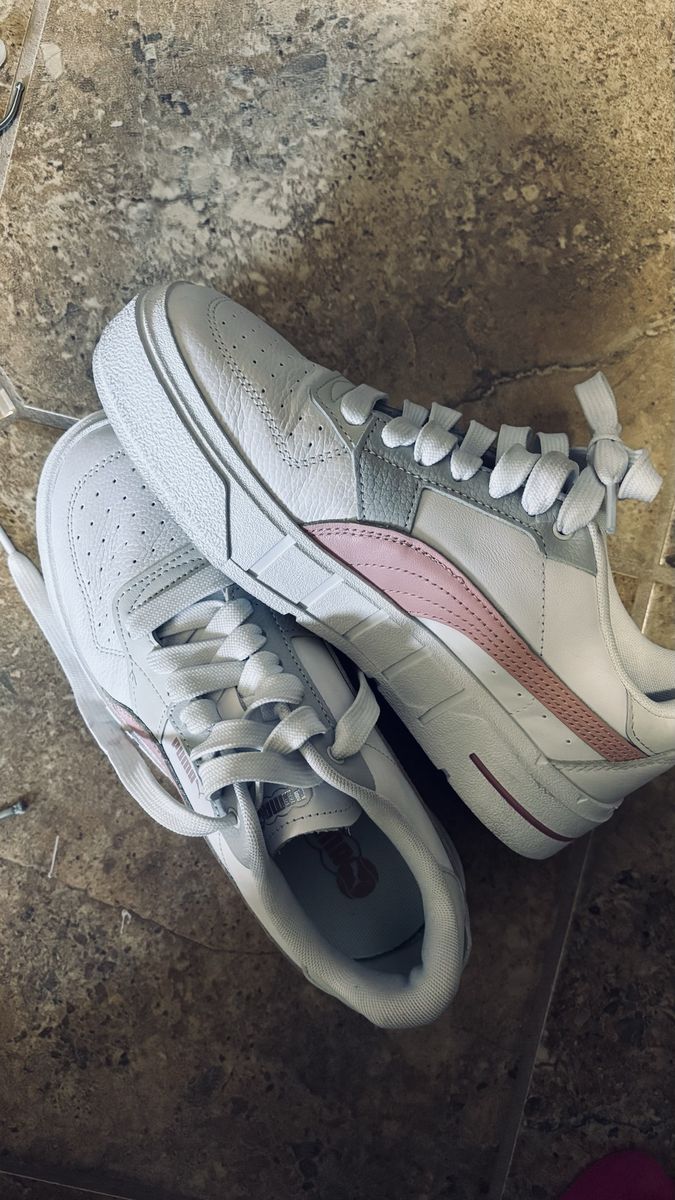 Size 9, Puma’s Women’s