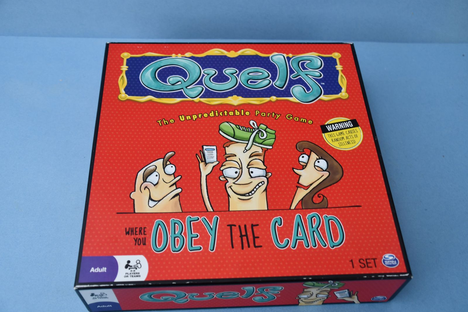 QUELF PARTY GAME ~ ADULT ~ 3 to 8 PLAYERS ~ COMPLETE!