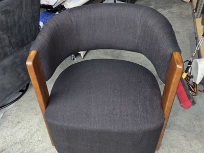 New 360 Swivel Barrel Chair
