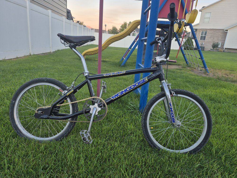 Mongoose BMX Bicycle Black/Silver with Brown Leather Seat