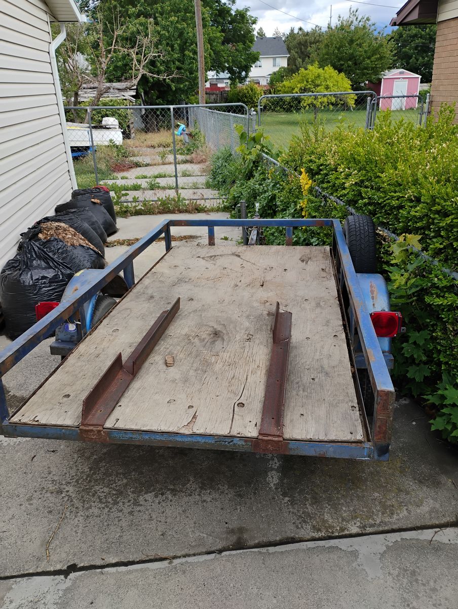 4'x8' utility tailer
