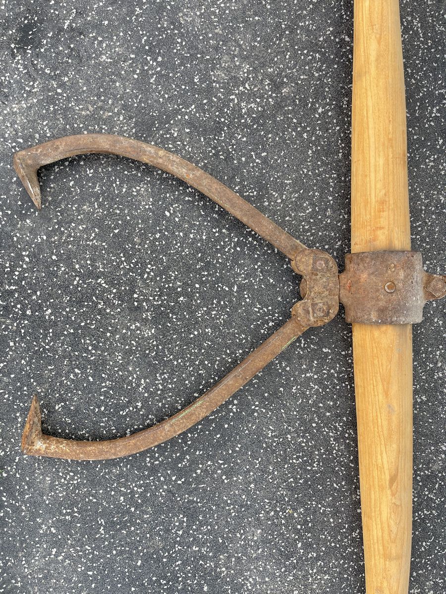 Antique 48" Leach Co. 2 Person Timber Carrier