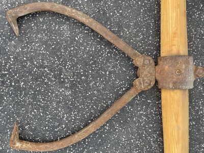 Antique 48" Leach Co. 2 Person Timber Carrier