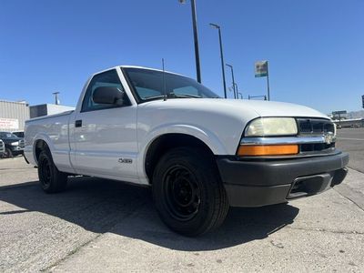 2001 Chevrolet S-10 Base