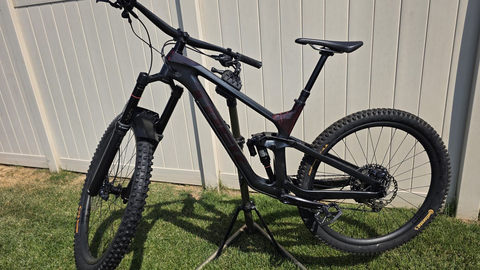 2023 Trek Slash 9.8 XT Gen 5